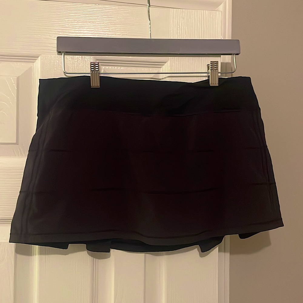 Lululemon — Pace Rival Mid-Rise Skirt
